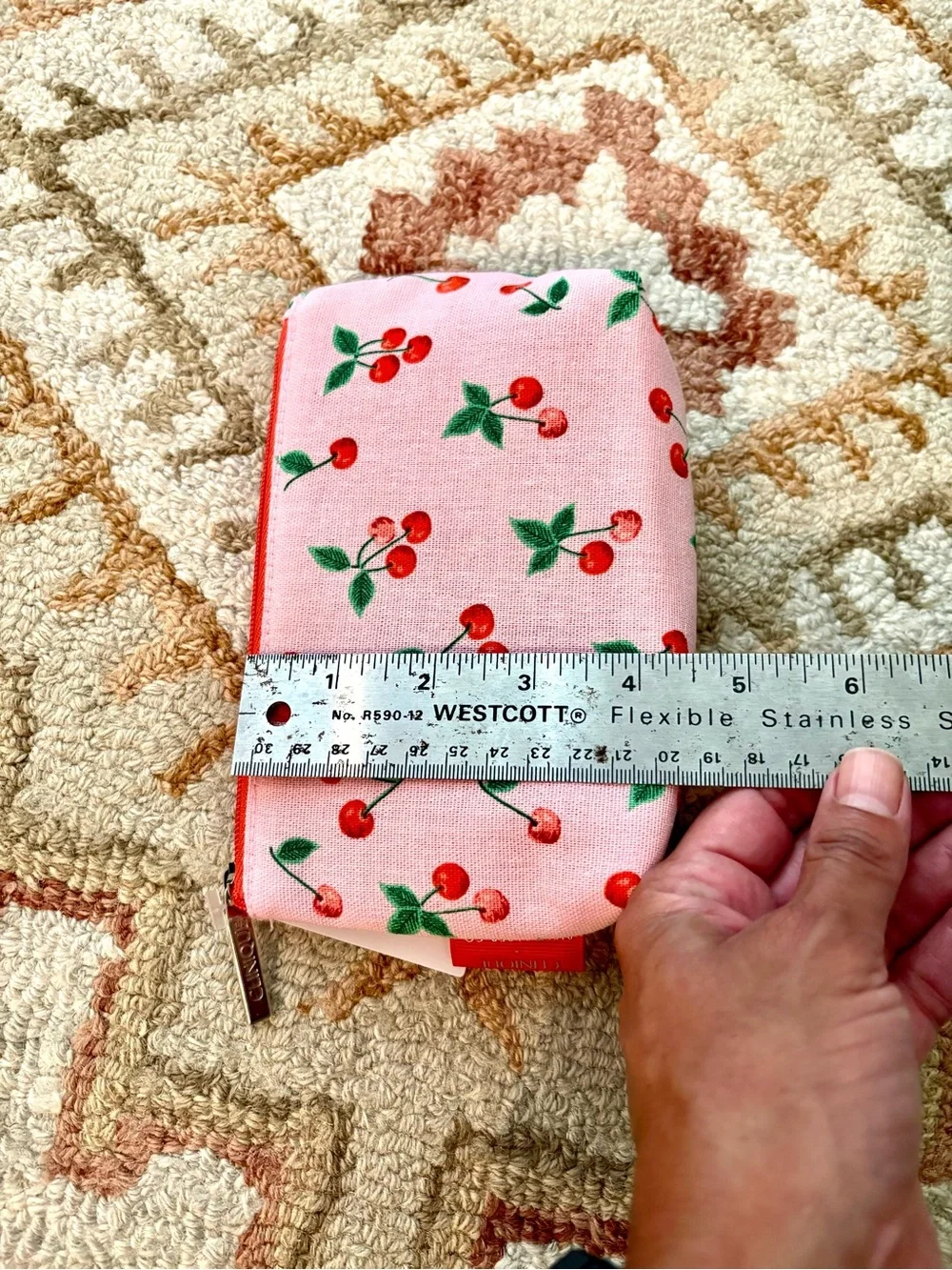 MWT Clinique CHERRY Pouch
